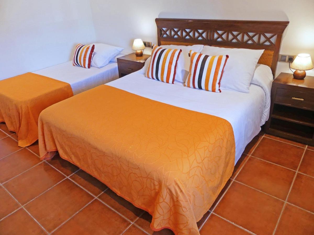 Hotel & Golf Ca La Caputxeta Castello  D'Empuries Eksteriør billede